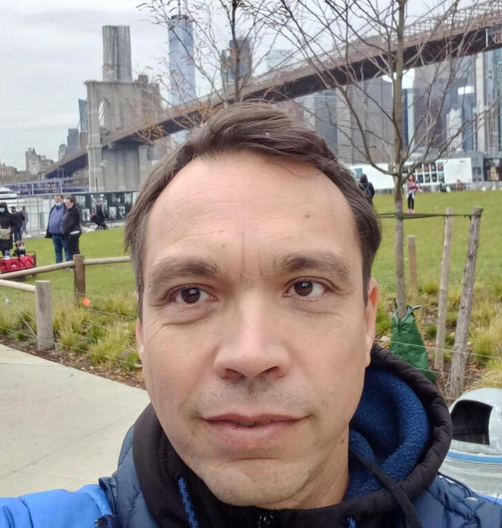 Hernán González Hernán González, consultor en higiene y seguridad